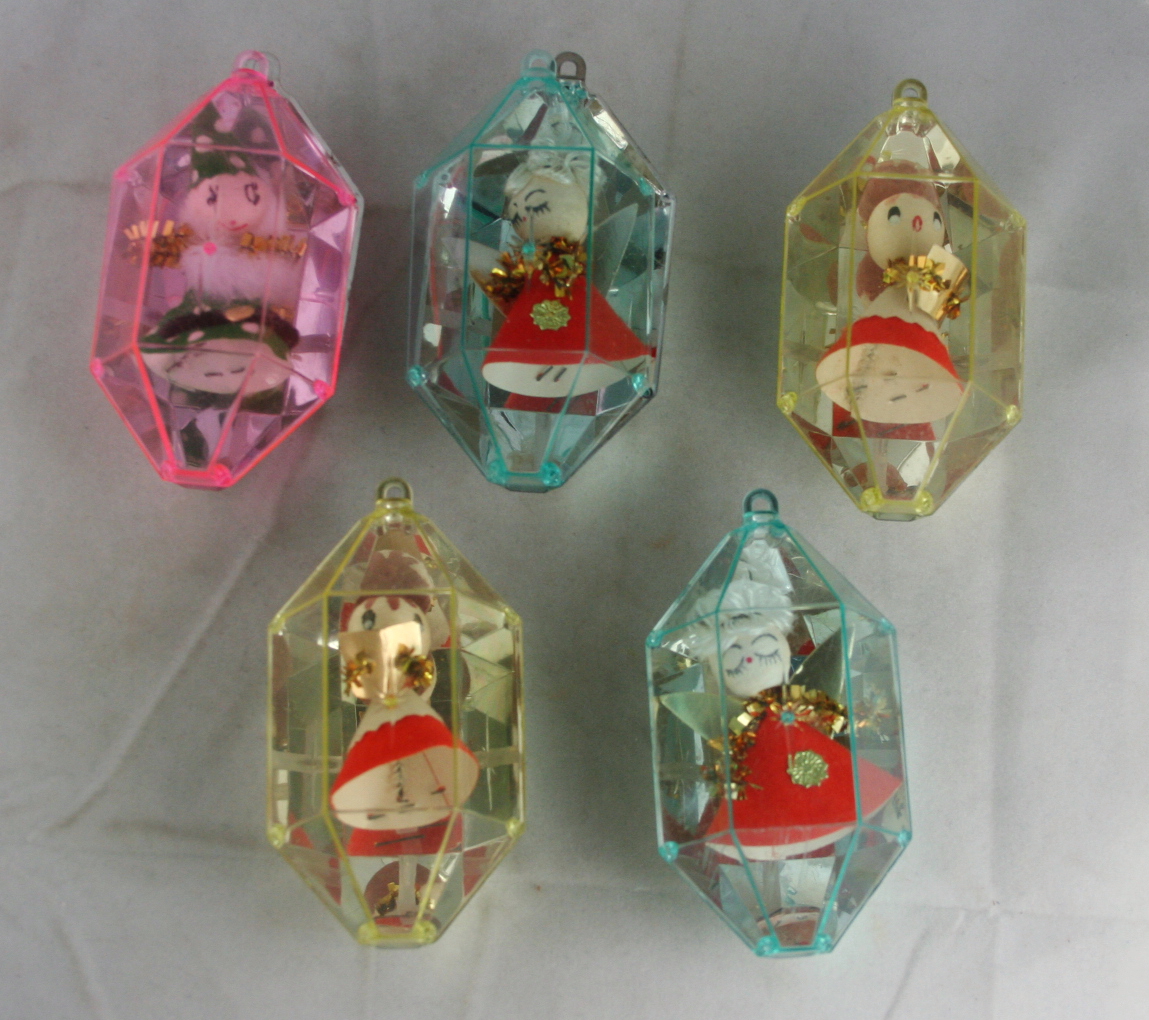 vintage christmas,plastic ornaments,ornaments,closed plastic,party favor